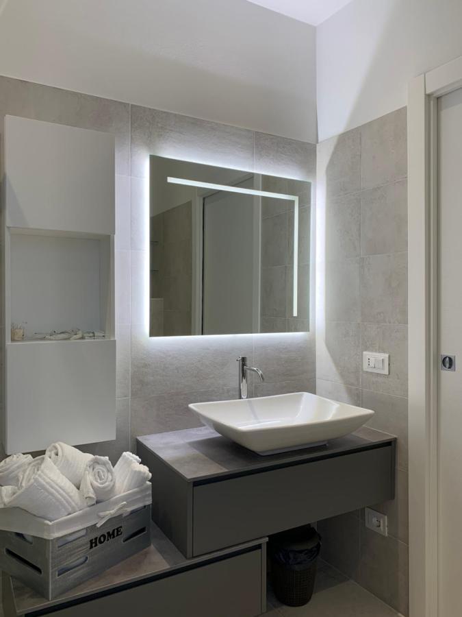 A Casa Di Chiara 2 Apartment Stresa Exterior photo